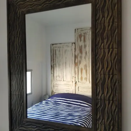 בית נופש La Baraquette De Thau