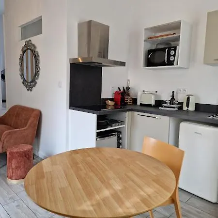 La Baraquette De Thau Holiday home